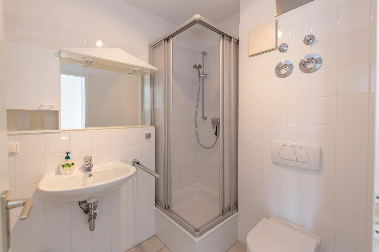 Ferienwohnung Strandgefluester ゼリン エクステリア 写真