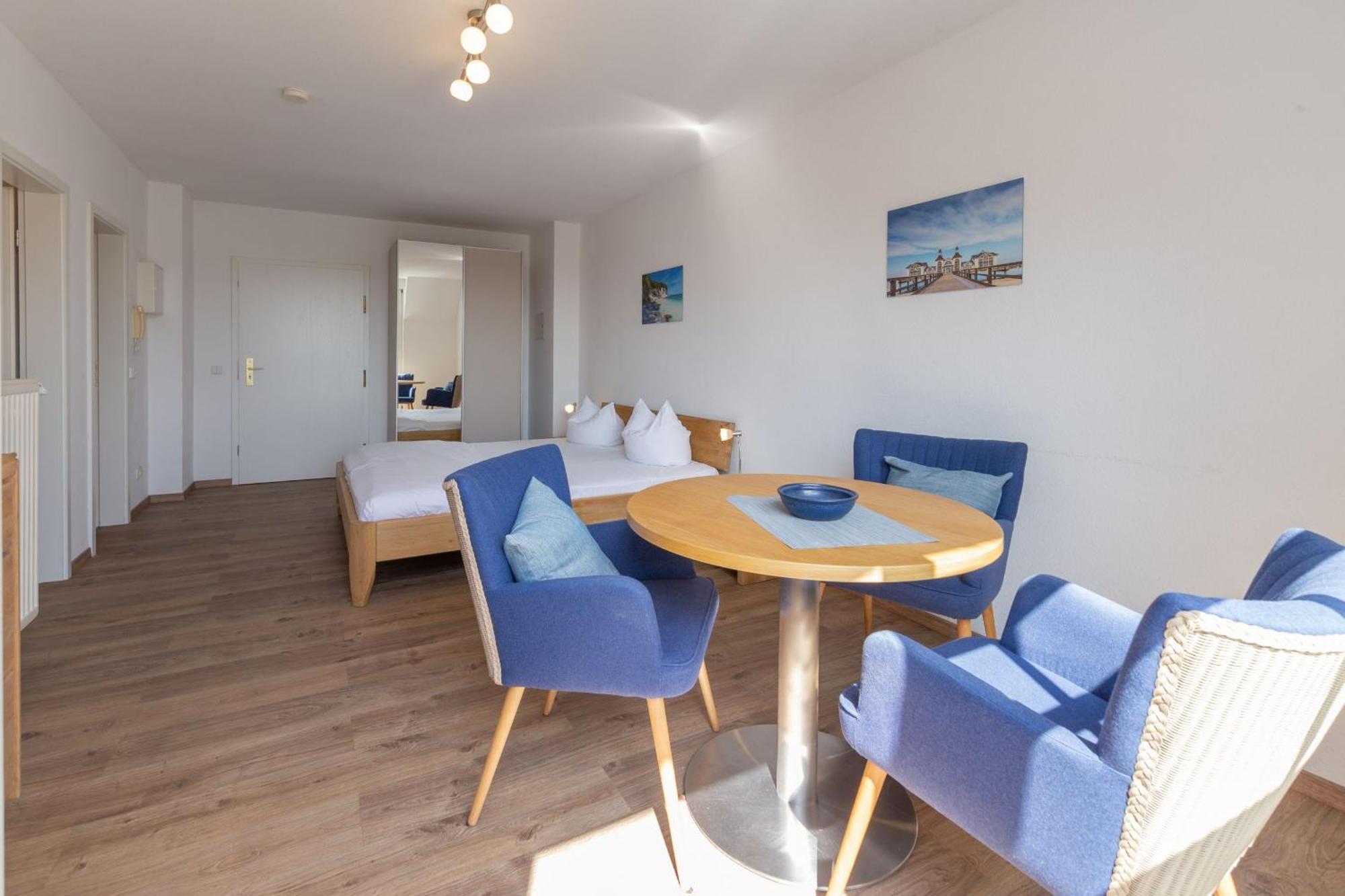 Ferienwohnung Strandgefluester ゼリン エクステリア 写真